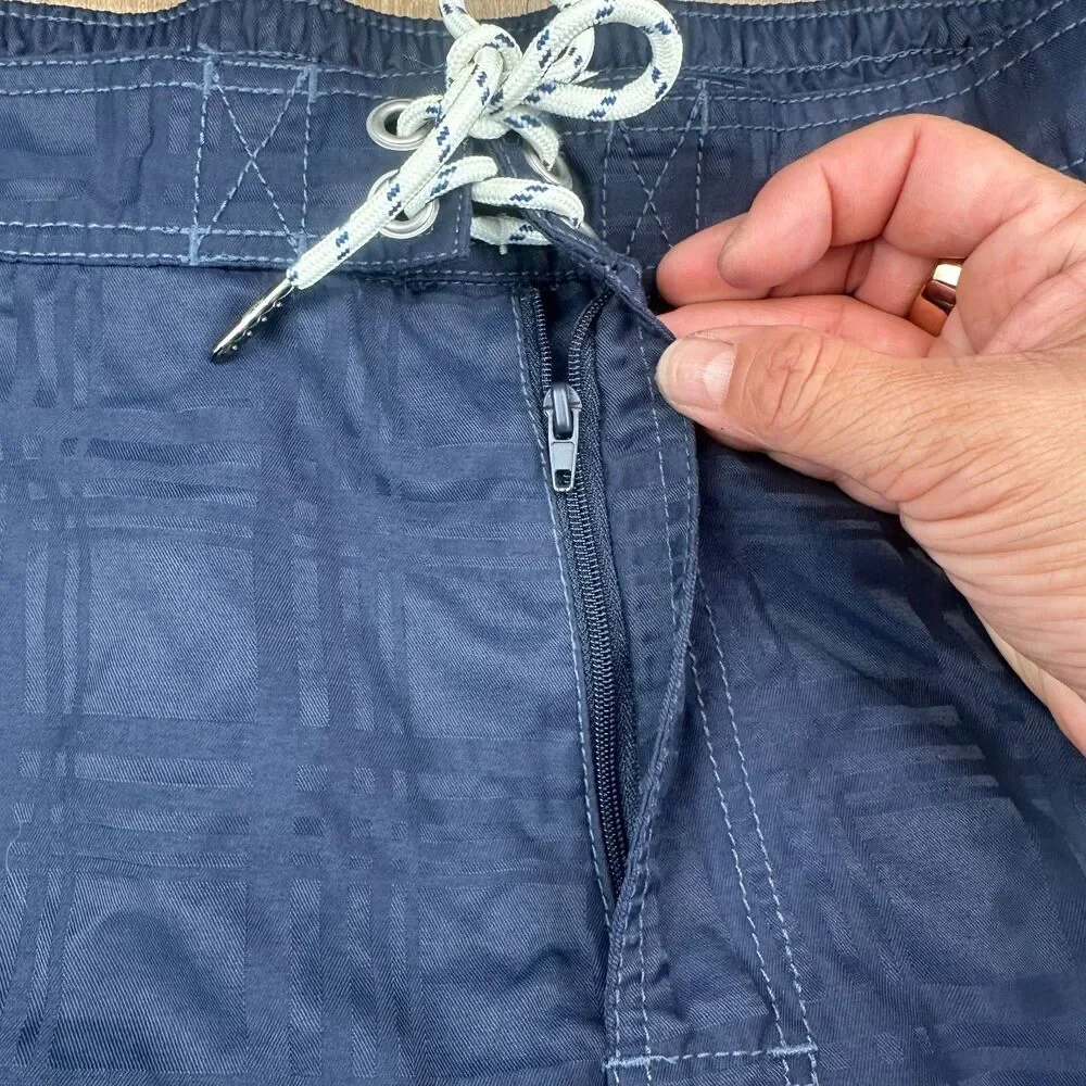 Tommy Bahama Relax Men's XL Navy Blue Plaid Zip Tie Pockets Board Shorts